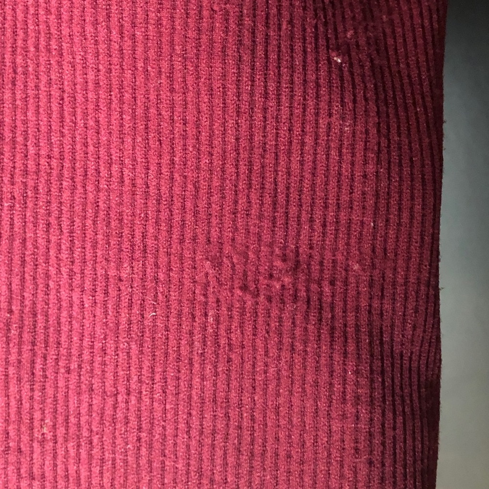 Maroon Ribbed Crop Tank Top - Picture 5 of 5